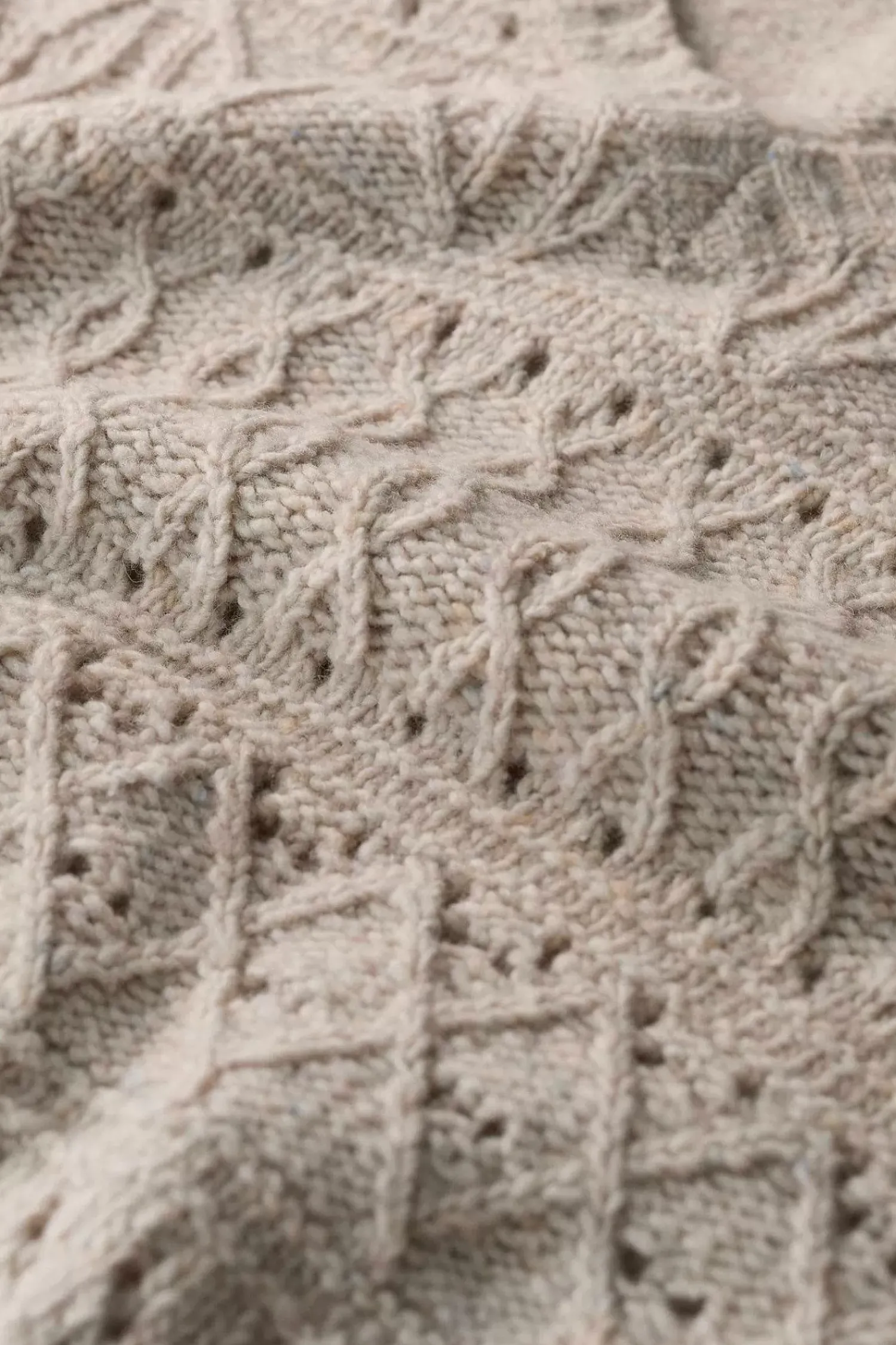 Knitwear<Seasalt Cornwall Feock Merino Blend V-Neck Knitted Vest Aran