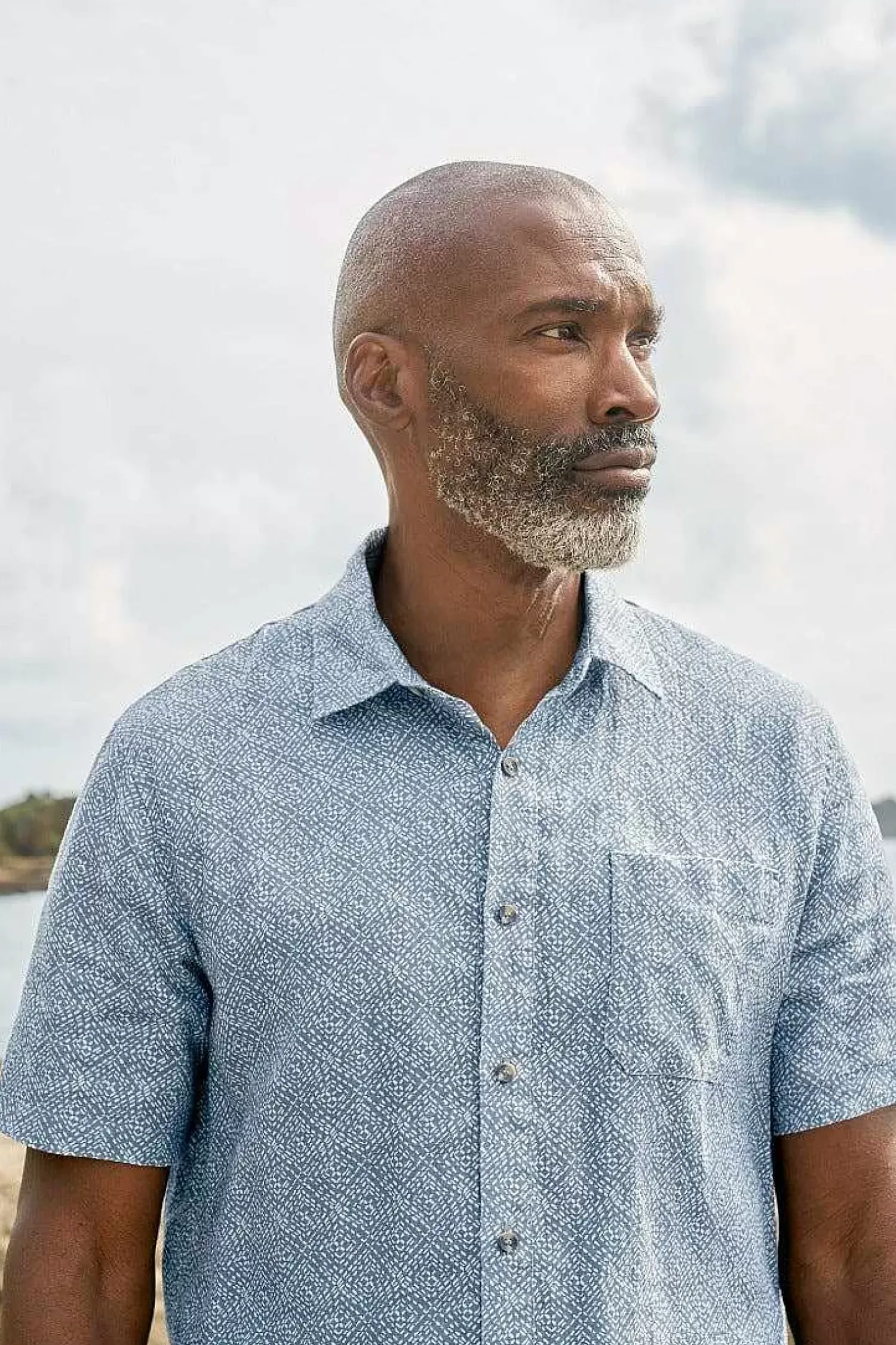 Tops & T-Shirts<Seasalt Cornwall Men's Blue Heron Printed Short Sleeve Shirt Sewn Geo Blue Sail