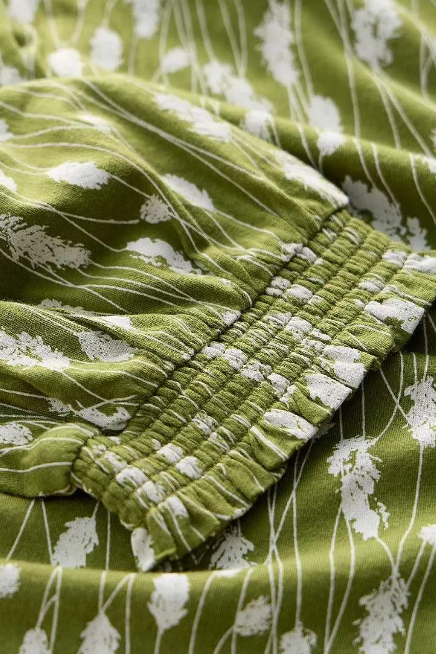 Tops<Seasalt Cornwall Rosehip V-Neck Jersey Top Dried Grass Dark Citron