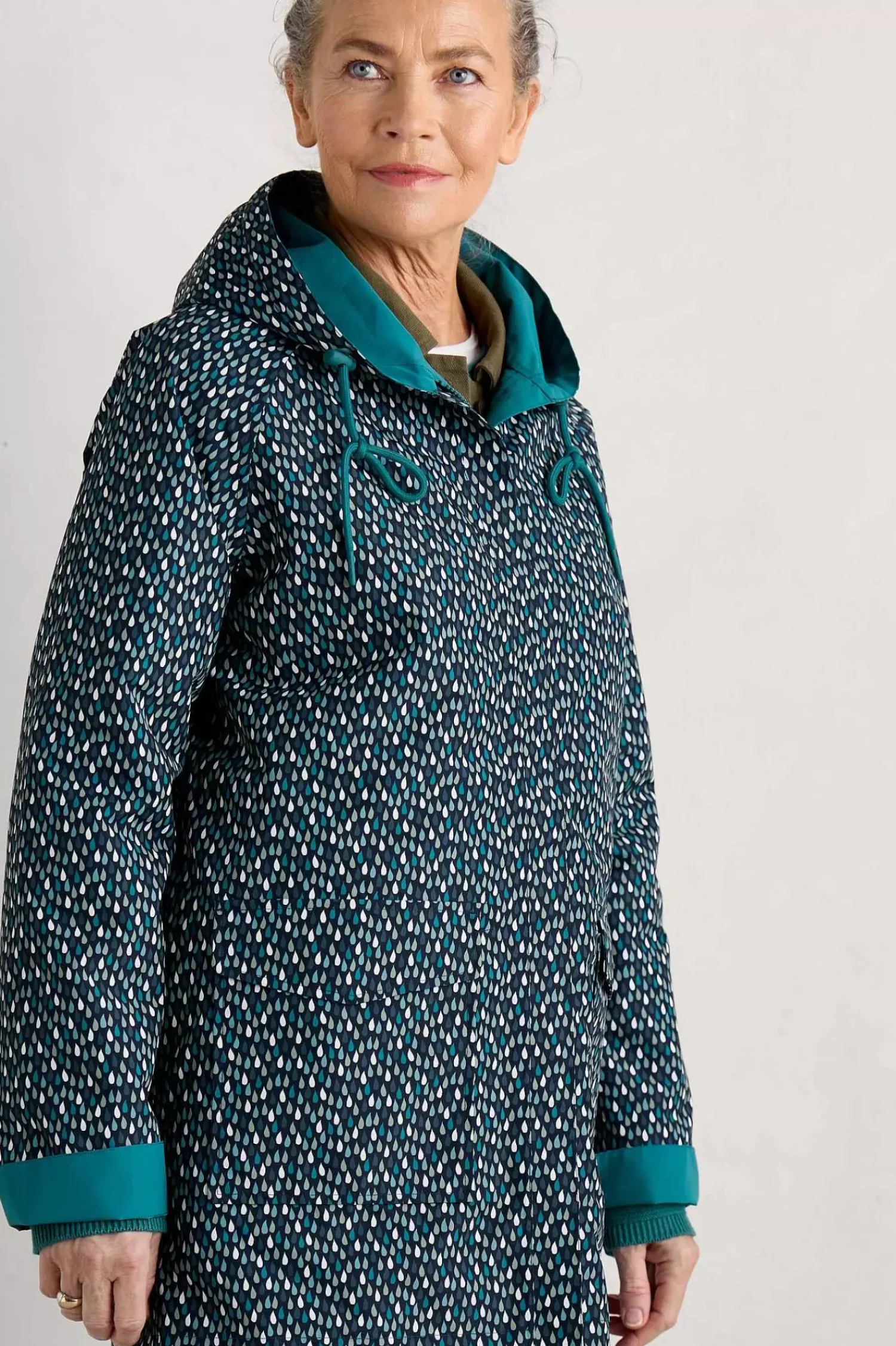 Coats & Jackets<Seasalt Cornwall The Reversible Waterproof Raincoat Rain Showers Maritime Chalk